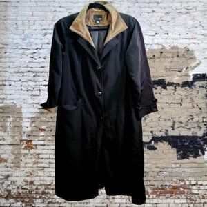 ☔ East 5th Full Length Rain Jacket Women's Size M